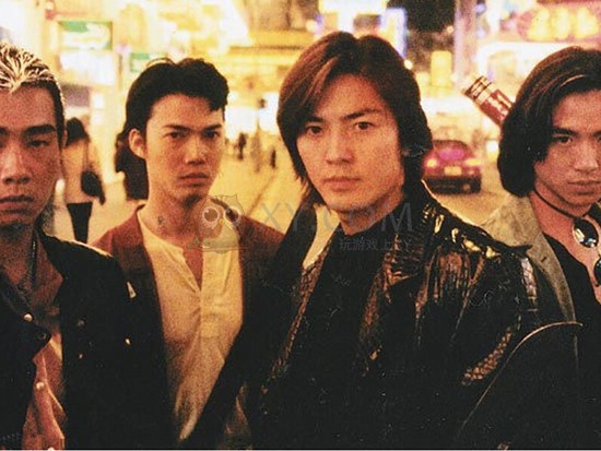 "古惑仔"的精髓是,在打架中诠释兄弟感情,这样的调性与xy游戏《传奇